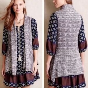 Moth Anthropologie Sleeveless Gray Knit Crochet Open Front Boho Cardigan Sweater